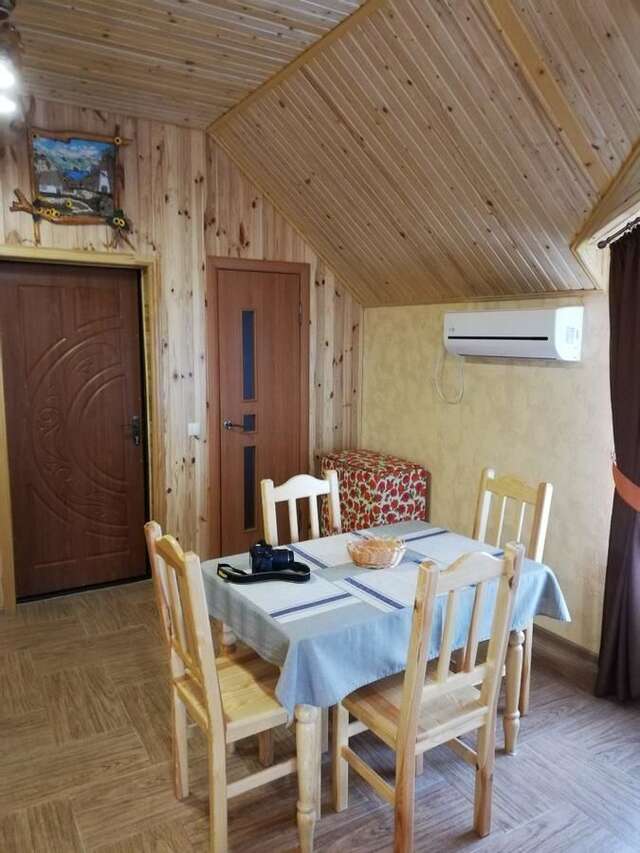 Отель Mini-hotel Yandrusi Каменец-Подольский-5